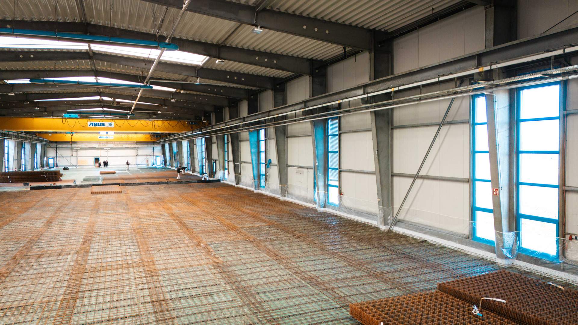 Halle der Firma Fugel guppe in Chemnitz, die von LINDNER Bau für eine neue Bodenblatte vorbereitet wird.